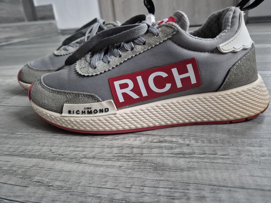 Adidasi dama John Richmond