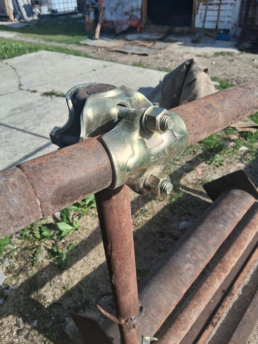 Cleme pentru schelă