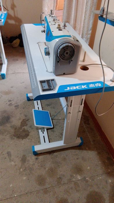 Жак ф 4 тогри чок ва  аверлог сотилади янги холатда