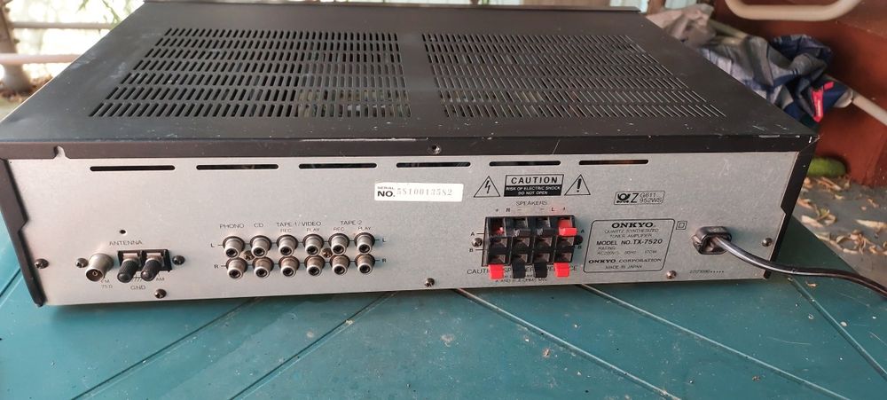 Vând amplituner vintage japonez ONKYO