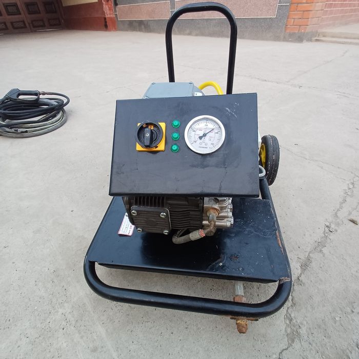 Карчер омах 200 бар сотилади холати яхши