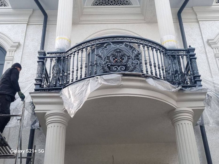 Дарвоза, решëтка, перила ва навеслар ясаш хизмати.