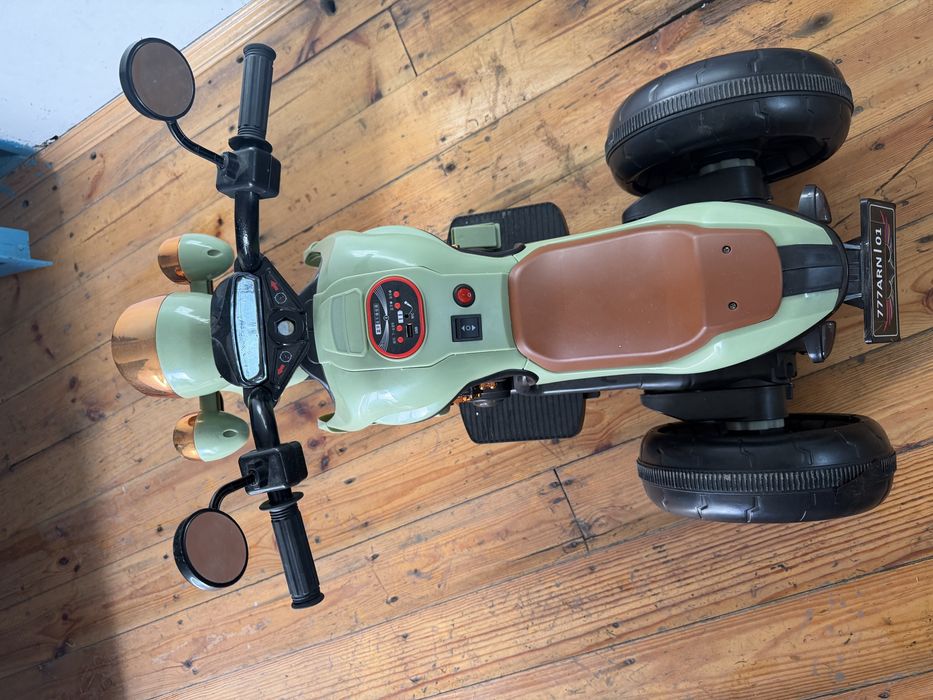 Новый мотоцикл детский