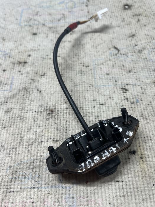 camera marsarier nissan qashqai+2 2012