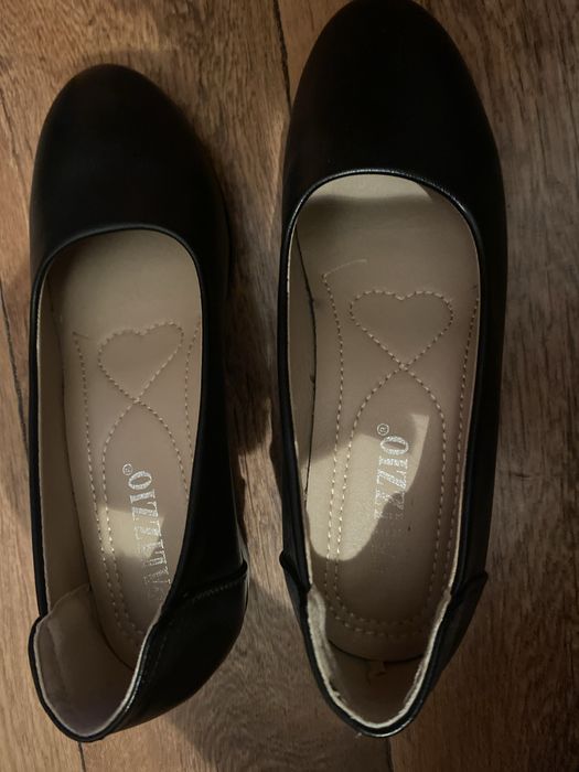 Продам туфли размер 36, 2-3