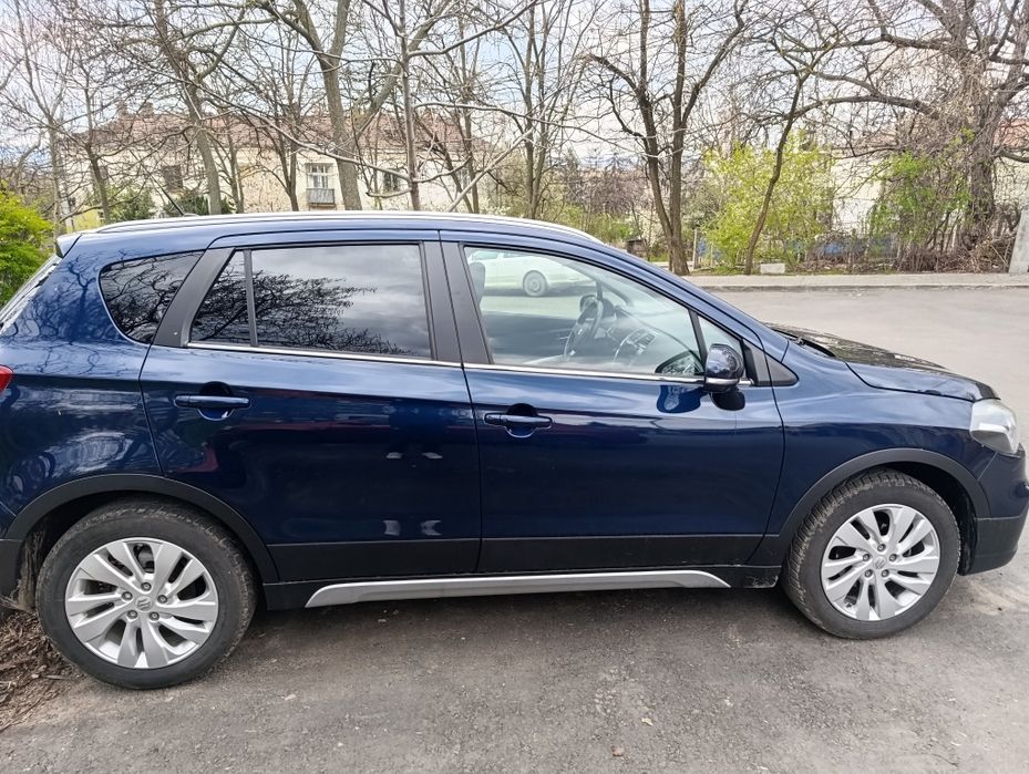 Suzuki S-Cross 4x4, manuala, mild hybrid