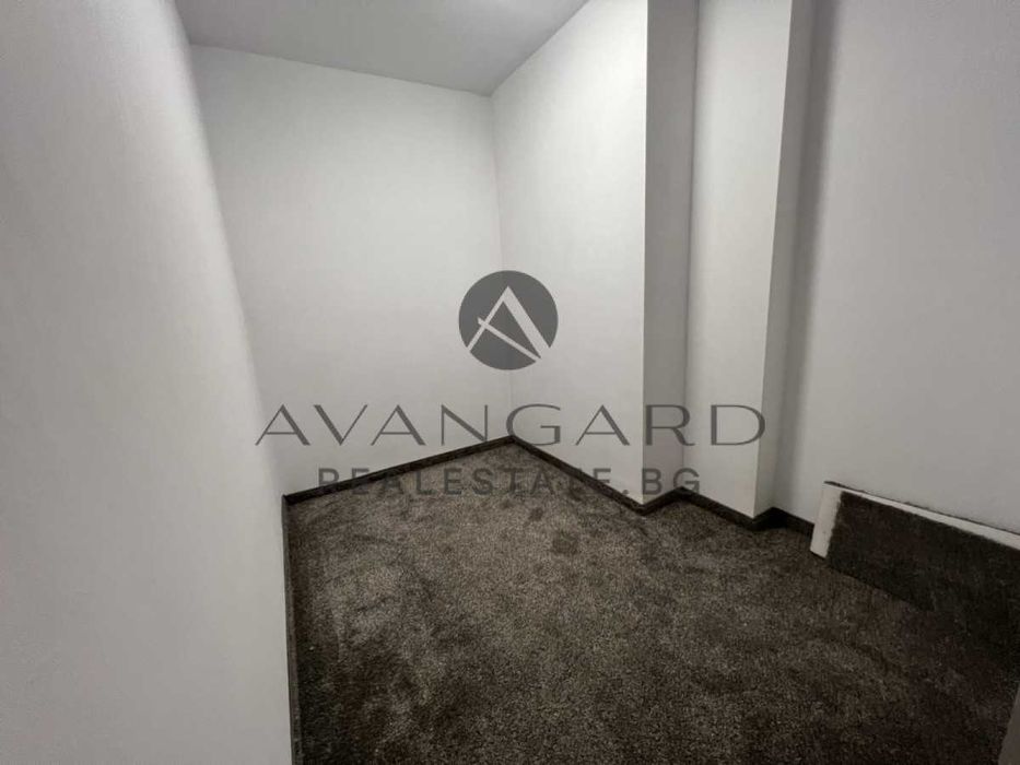 Продава се Тристаен апартамент в Пловдив, Кючук Париж - 112 кв.м за 1715 €/кв.м - Снимка #6