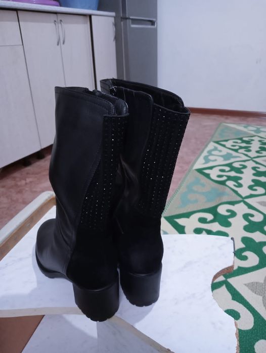 Сапоги женская  обувь