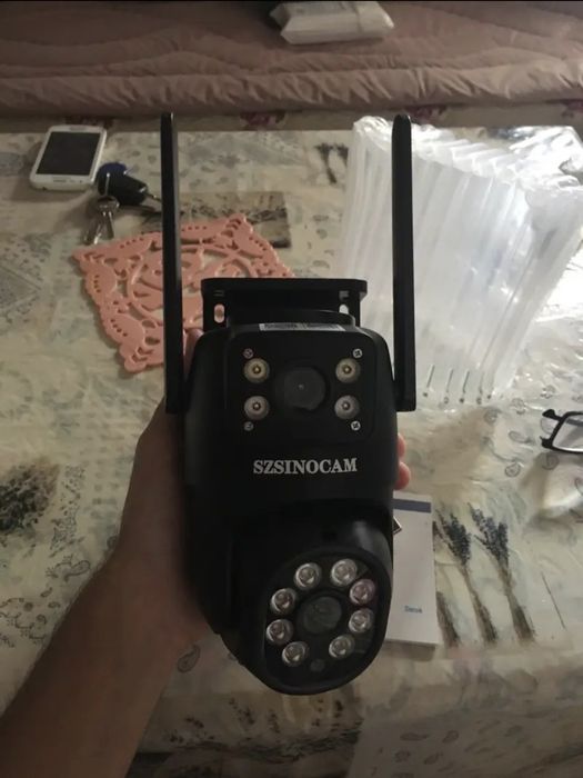 Многофункционална безжична външна охранителна камера с Wi-Fi, 1080p