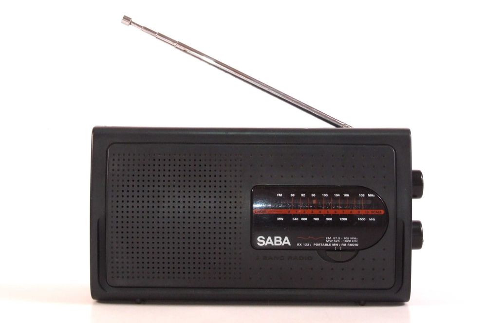 Radio SABA, 2 lungimi de unda, antena telescopica, priza/baterii, Made in Germany, NOU