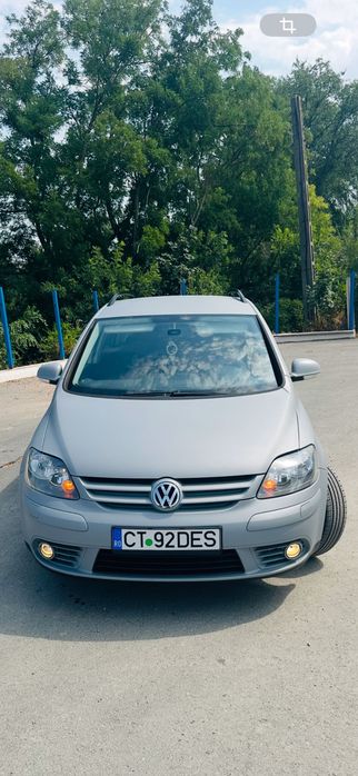 Golf 5 plus Raptor !