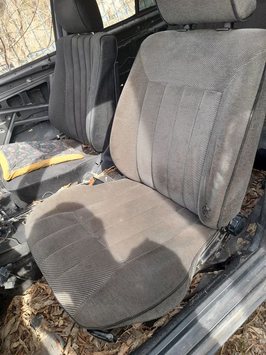 Запчасти детали Пасат Б-3 седан