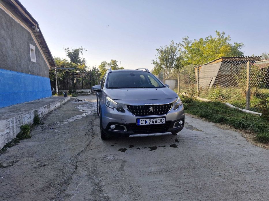 PEUGEOT 2008
