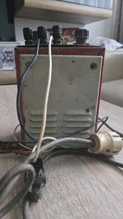 Redresor incarcare acumulatori