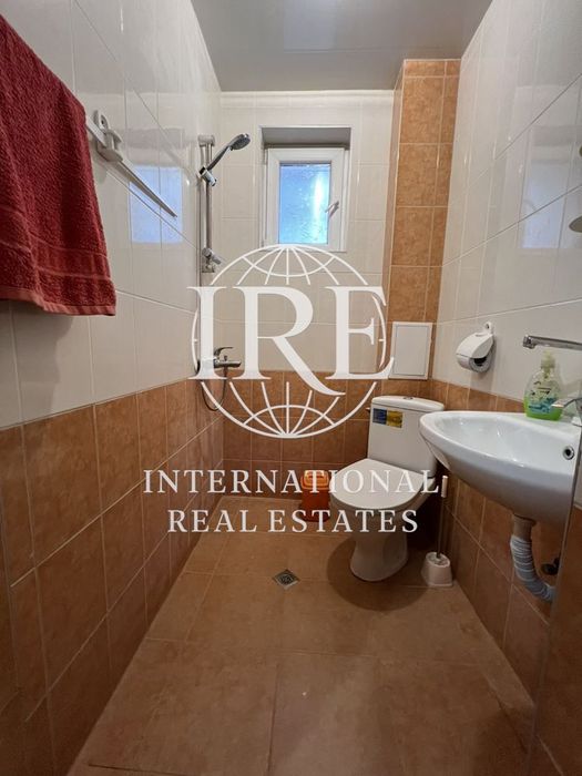 Продава се Двустаен апартамент в Варна, Възраждане 3 - 65 кв.м за 985 €/кв.м - Снимка #1