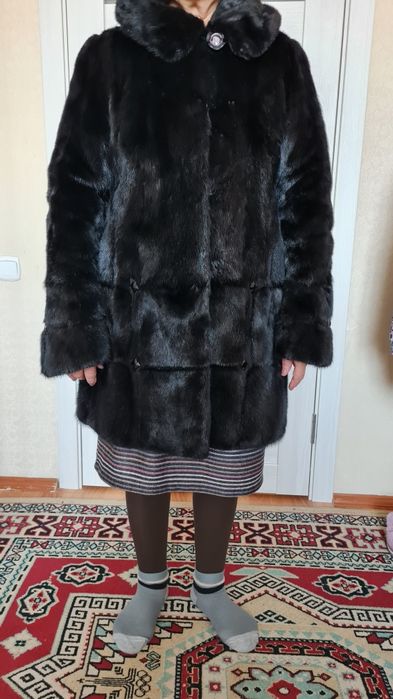 Продам норковую шубу