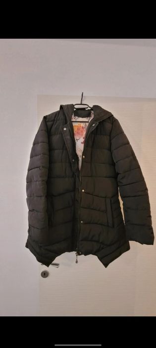 Geaca de iarna cu glugă