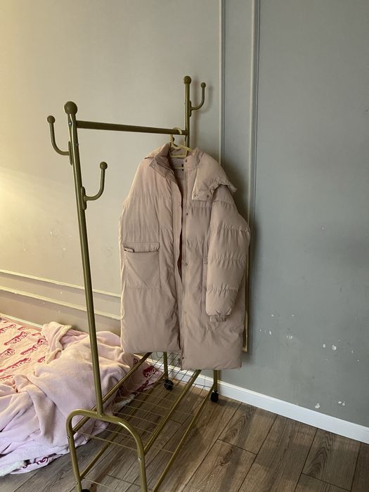 Вешалка наполный