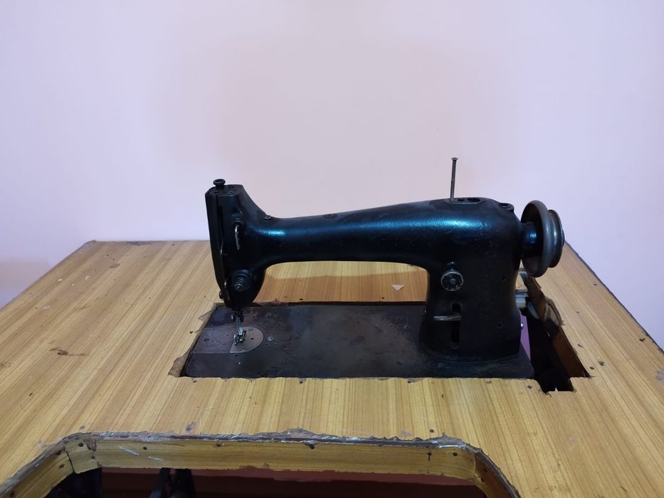 Швейная машина м22