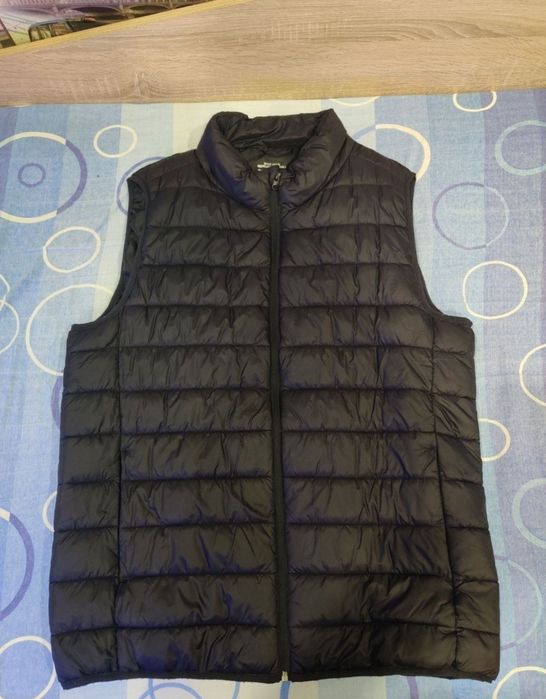 Черен Мъжки Елек