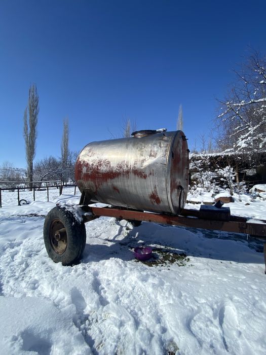 Емкость на колесах