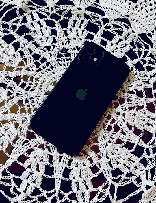 IPhone 11 Разбито задние стекло