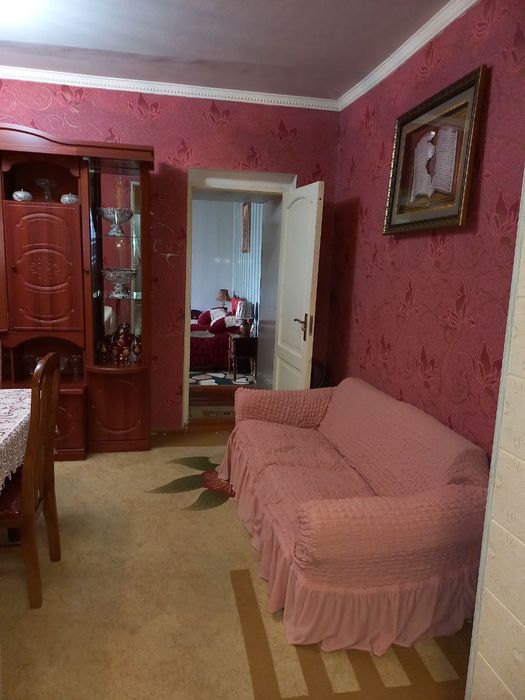 3 комнатная квартира 4 этаже в центре г.Карши