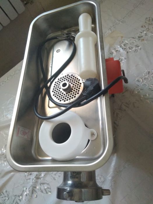 Мясорубка промышленная