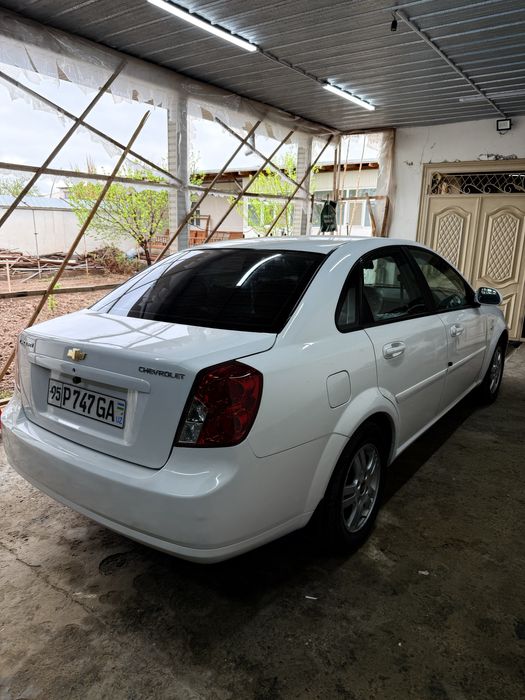 Lasetti 2012 yil sotiladi radnoy