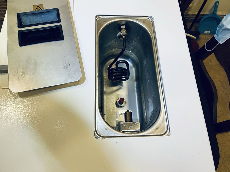 Autoclav sterilizator cosmetica salon beauty Melag Melatronic 15+