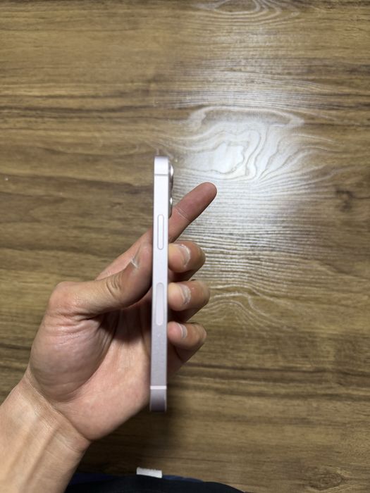 Iphone 13 mini pink