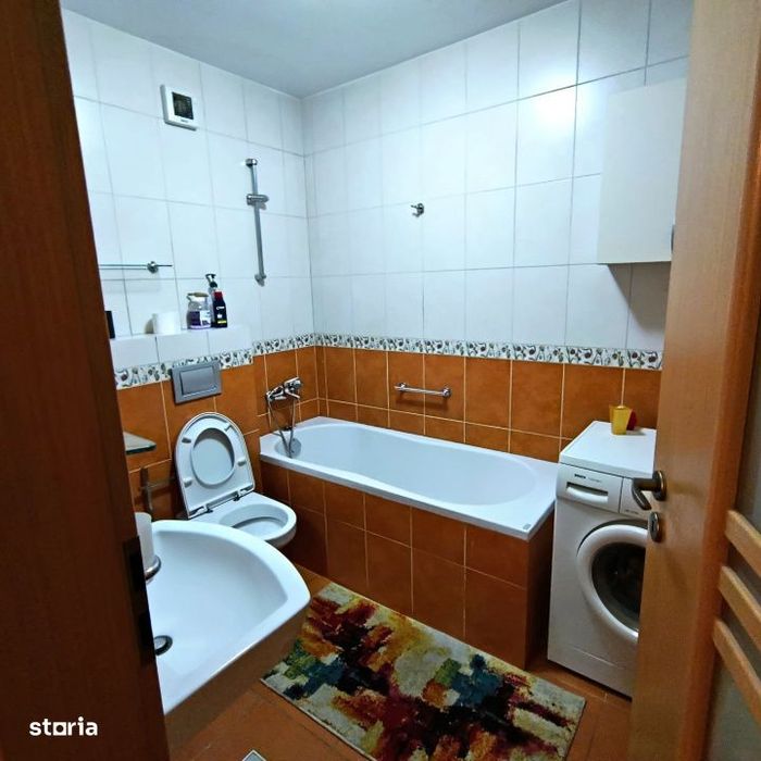 Apartament 3 camere, parcare subterana, boxa, etaj 1, semicentral