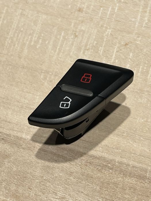 Бутон отключване/заключване Audi Q5 2012