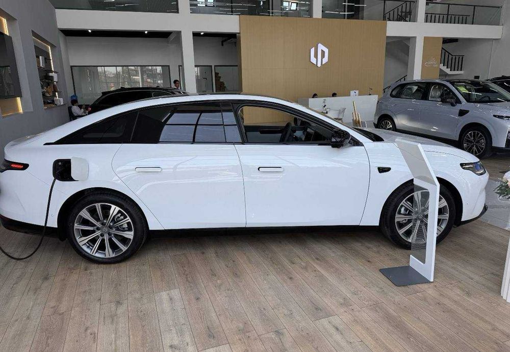 Leapmotor C 01 premium dop 2026 naxt va nasiya savdo