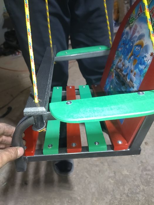 Детские качели (металло каркас)