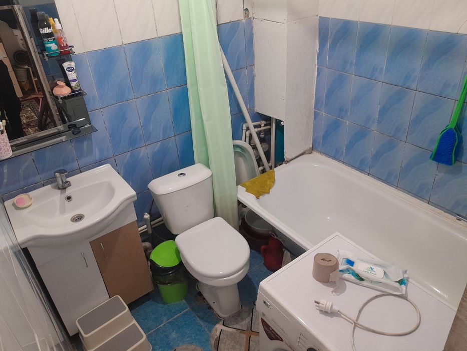Продам квартиру Конаева 1/5