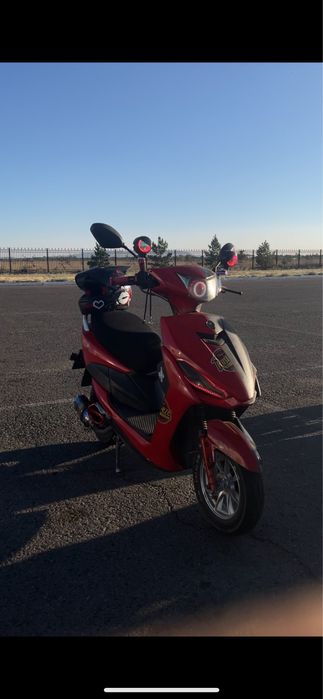 Продам мопед iog