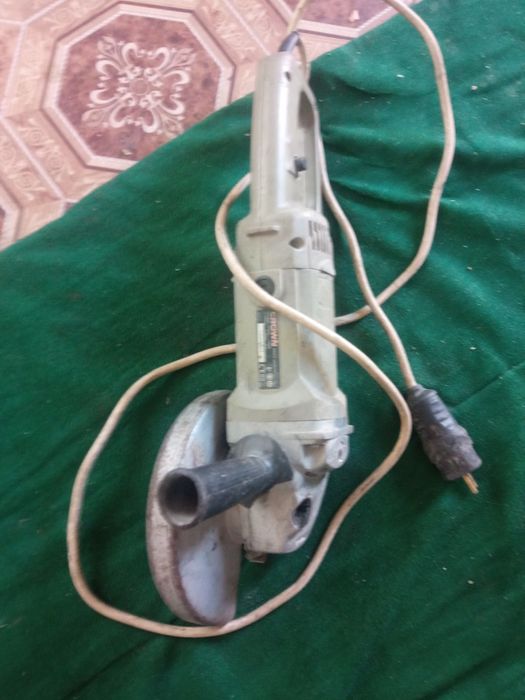 Boлгарка продам .