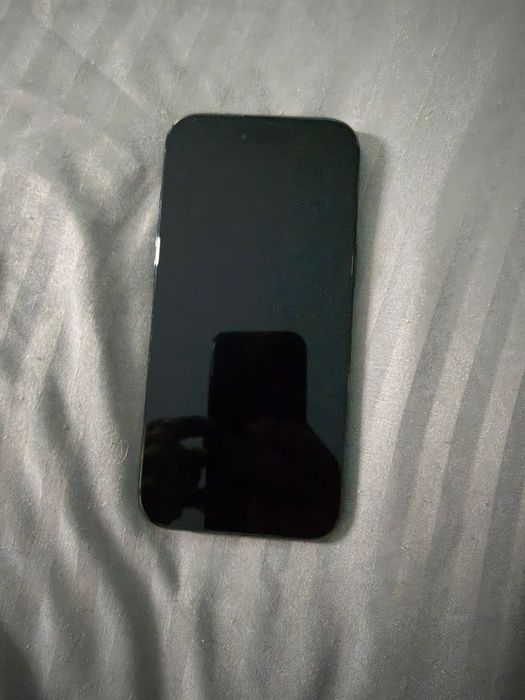 Продам Айфон 17 air