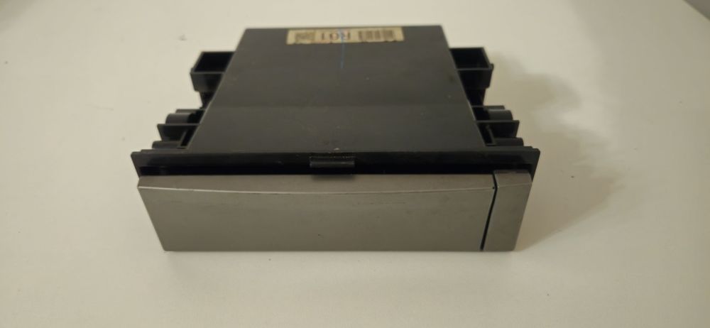 Кармашек центральной панели Subaru Forester SG, 1din