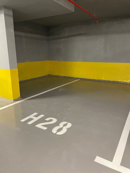 Дава се под наем Гараж / Паркомясто в Бургас, Славейков - 20 кв.м за 76.5 € - Снимка #1