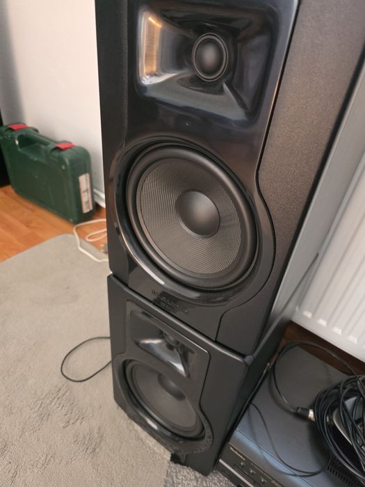 M-Audio BX8 D3 ( Nu trimit )