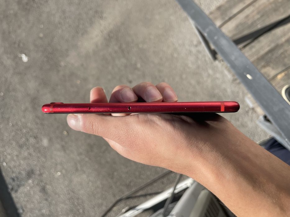 Продам IPhone SE 2020 64GB EAC DUAL SIM