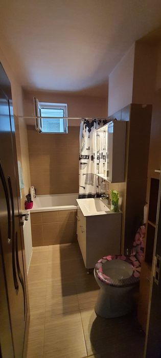 Apartament 2 camere de închiriat