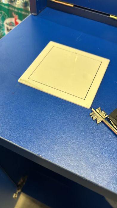 Продам  стойку срочно