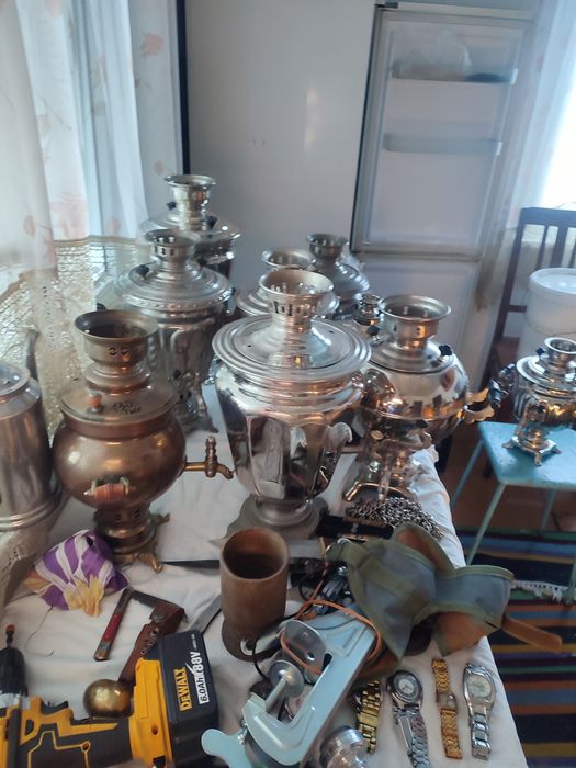 часы деревянные гиря самовар тиски