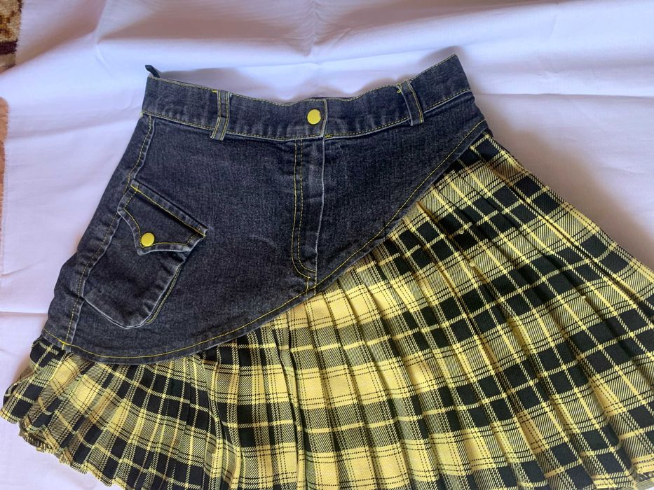 Дамска карирана пола