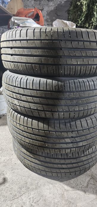Продам шины летние, в отличном состоянии.