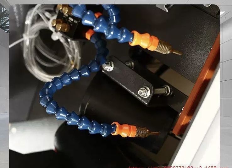 кромкооблицовочный станок