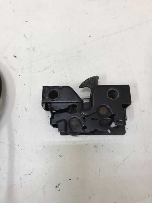 Broasca mâner sufa capota Seat Ibiza 6J VW Polo 6R Skoda Fabia 2 3